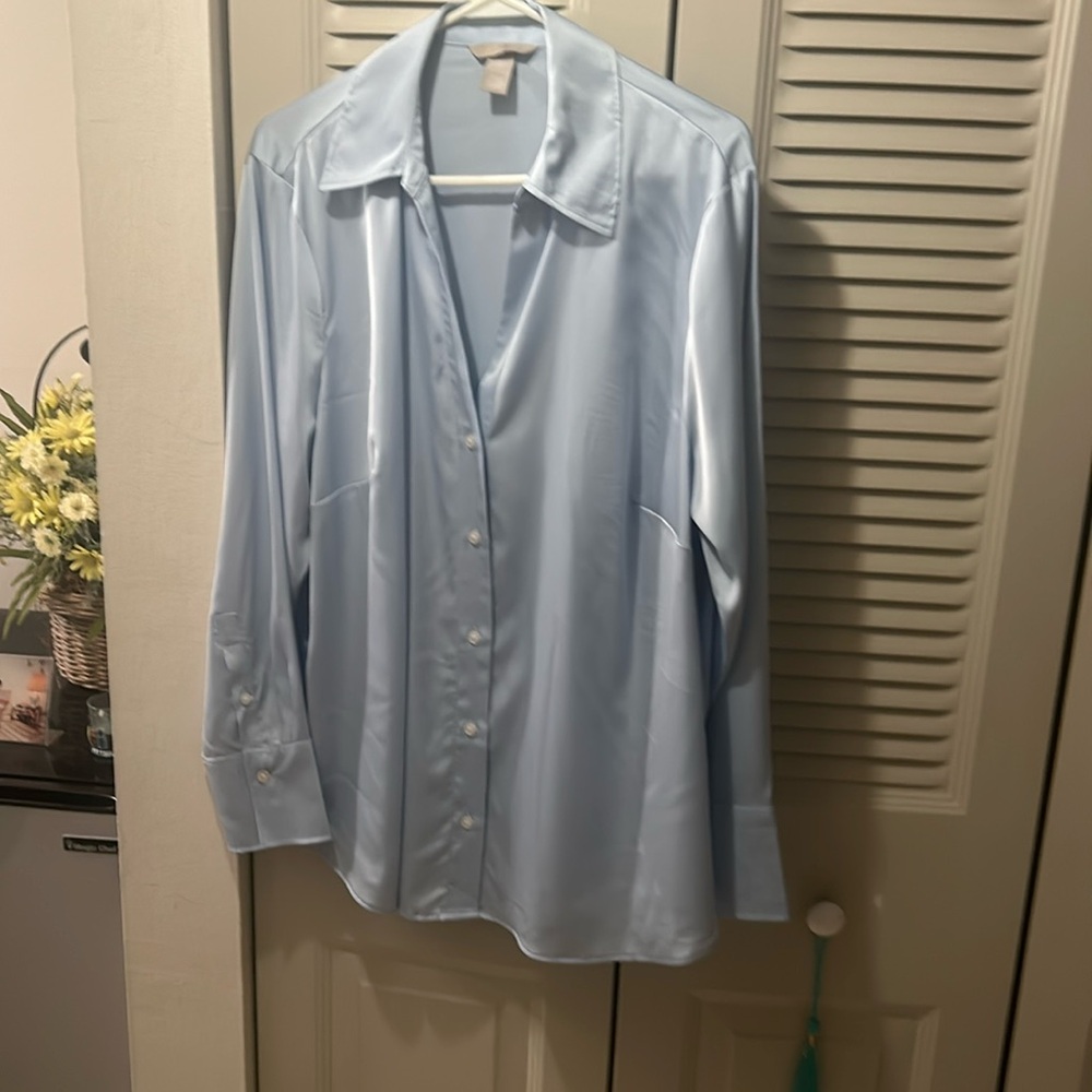H&M Satin Blue Button Down Long Sleeve Shirt.  Size XL.
